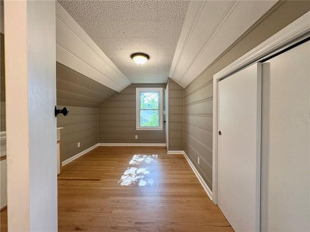 2500 W 47th Terrace, Westwood, KS 66205
