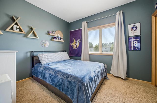 729 36th Avenue W, West Fargo, ND 58078