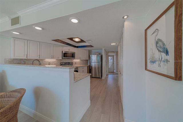 205 DOLPHIN POINT 1, Clearwater Beach, FL 33767