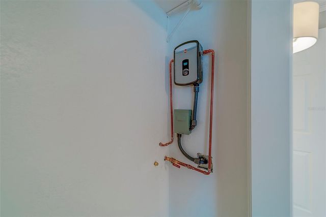 205 DOLPHIN POINT 1, Clearwater Beach, FL 33767