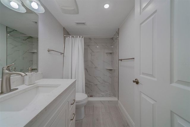 205 DOLPHIN POINT 1, Clearwater Beach, FL 33767