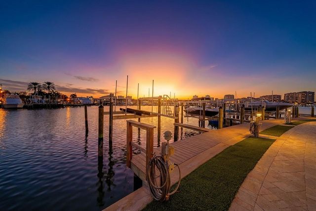 205 DOLPHIN POINT 1, Clearwater Beach, FL 33767