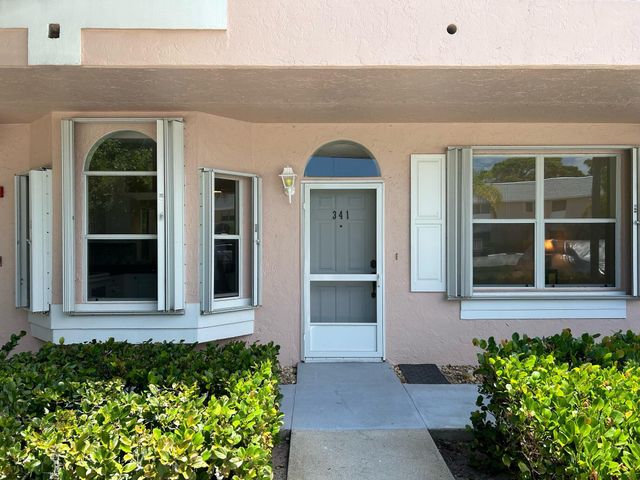 18081 SE Country Club Drive Apt 341, Jupiter, FL 33469