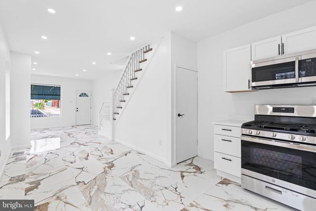 910 PIKE ST, Reading, PA 19604