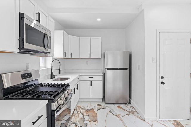 910 PIKE ST, Reading, PA 19604