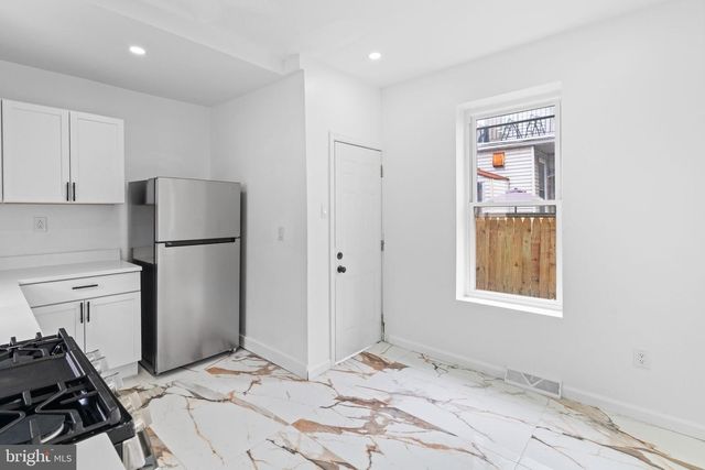 910 PIKE ST, Reading, PA 19604