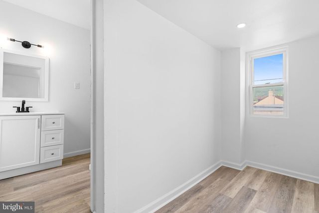 910 PIKE ST, Reading, PA 19604