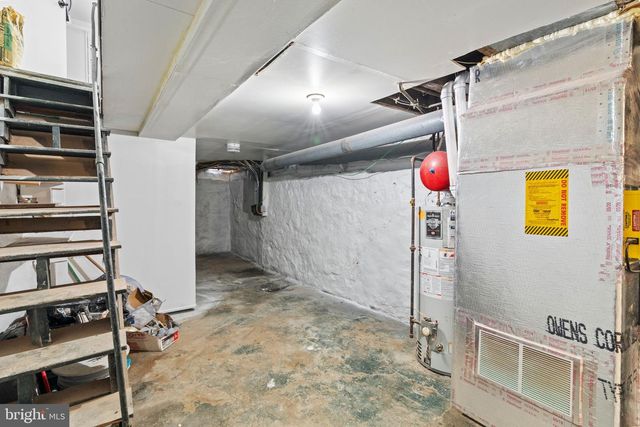 910 PIKE ST, Reading, PA 19604