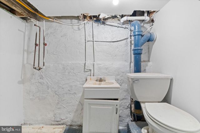 910 PIKE ST, Reading, PA 19604