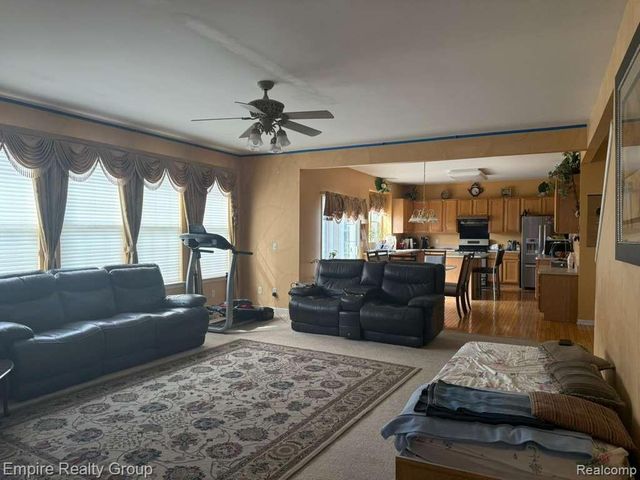 33889 Stonecrest Drive, Sterling Heights, MI 48312
