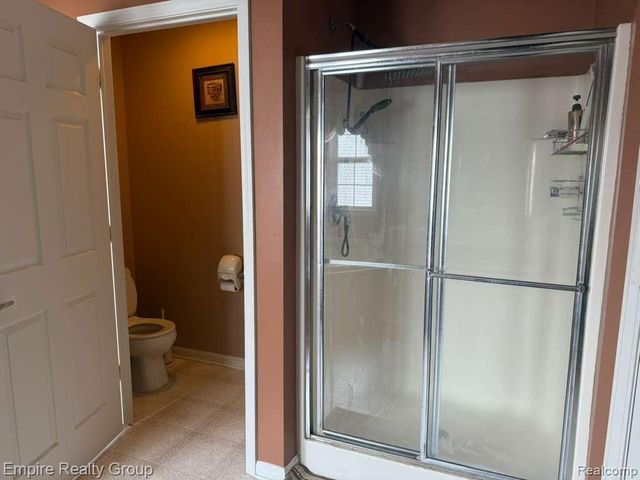 33889 Stonecrest Drive, Sterling Heights, MI 48312