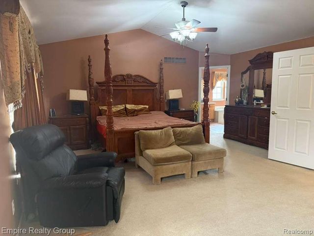 33889 Stonecrest Drive, Sterling Heights, MI 48312