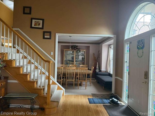 33889 Stonecrest Drive, Sterling Heights, MI 48312