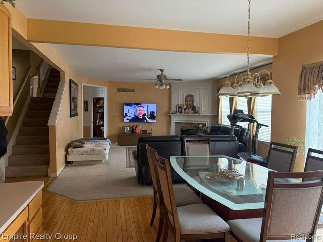 33889 Stonecrest Drive, Sterling Heights, MI 48312