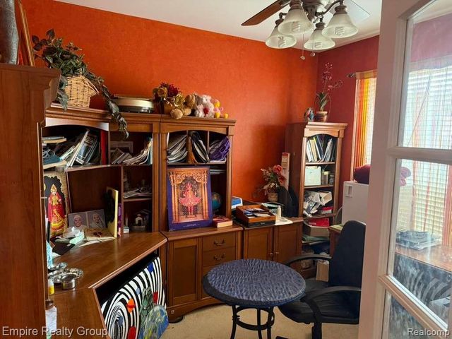 33889 Stonecrest Drive, Sterling Heights, MI 48312