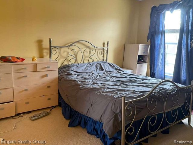 33889 Stonecrest Drive, Sterling Heights, MI 48312