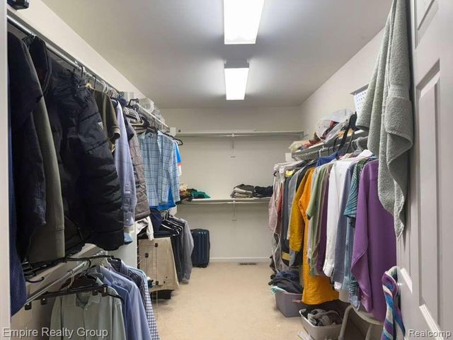 33889 Stonecrest Drive, Sterling Heights, MI 48312