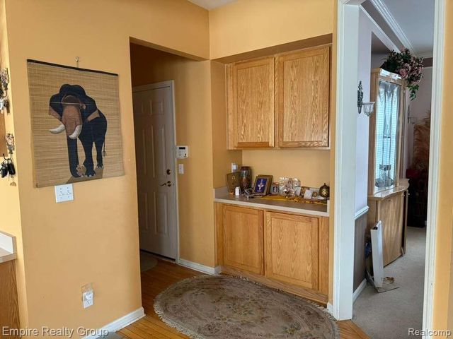33889 Stonecrest Drive, Sterling Heights, MI 48312