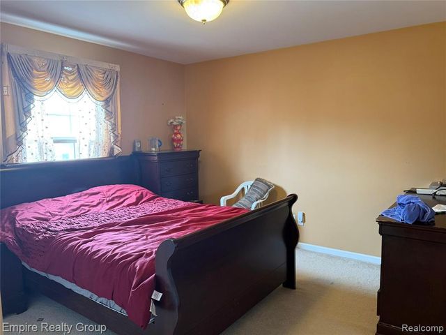 33889 Stonecrest Drive, Sterling Heights, MI 48312