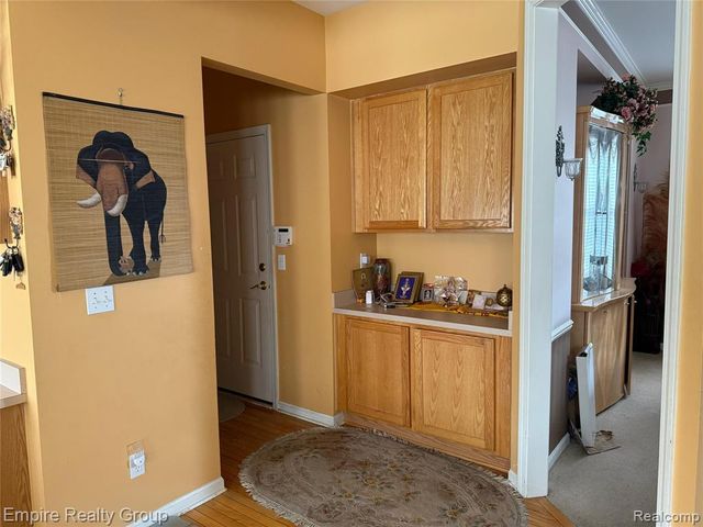 33889 Stonecrest Drive, Sterling Heights, MI 48312
