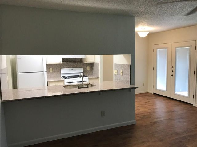 9102 Sedgemoor TRL B, Austin, TX 78748