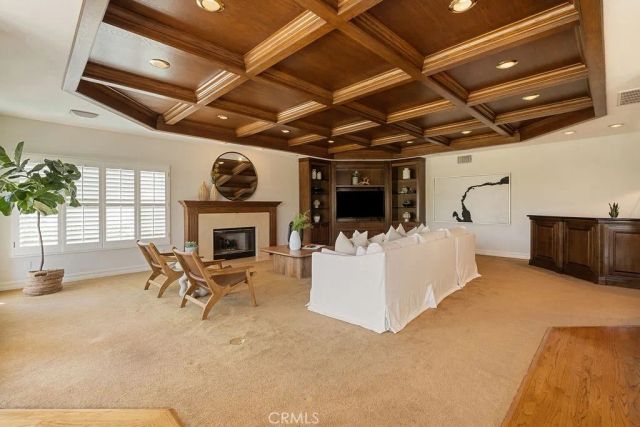 3802 E Rolling Green Lane, Orange, CA 92867