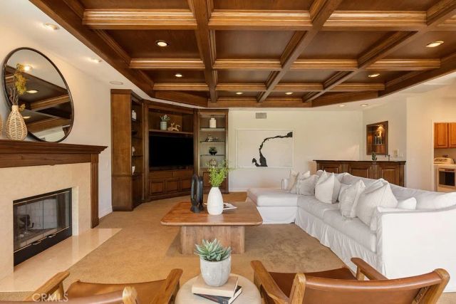 3802 E Rolling Green Lane, Orange, CA 92867