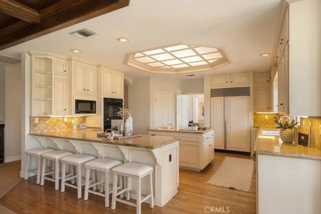 3802 E Rolling Green Lane, Orange, CA 92867