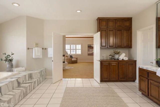 3802 E Rolling Green Lane, Orange, CA 92867