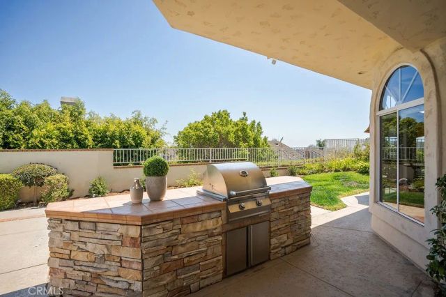 3802 E Rolling Green Lane, Orange, CA 92867