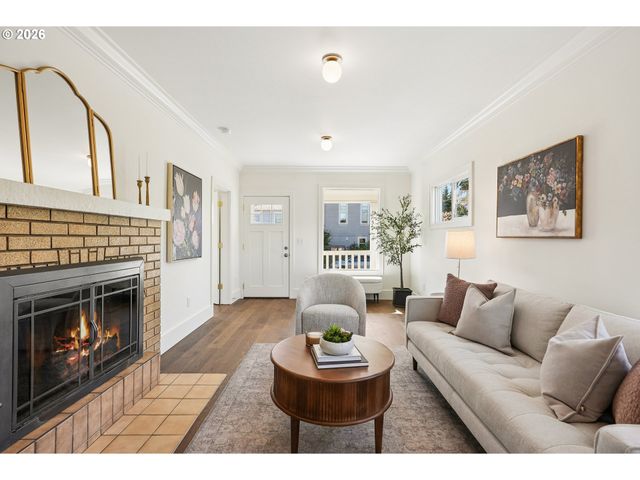 6404 Ne 10TH Ave, Portland, OR 97211