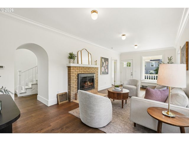 6404 Ne 10TH Ave, Portland, OR 97211