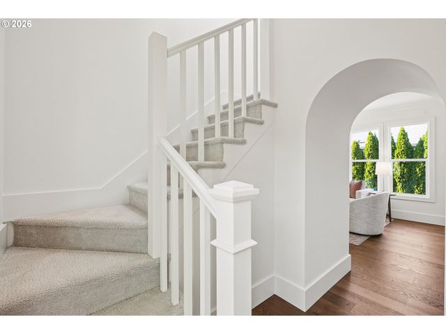 6404 Ne 10TH Ave, Portland, OR 97211