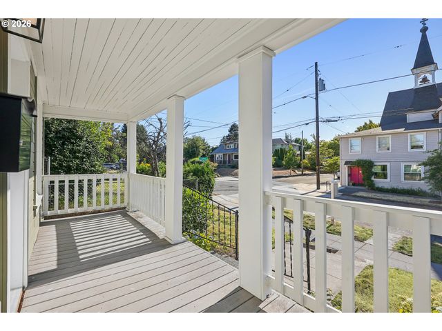 6404 Ne 10TH Ave, Portland, OR 97211