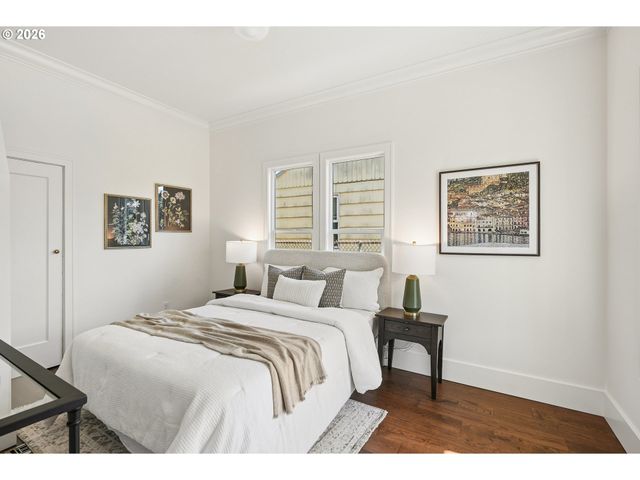 6404 Ne 10TH Ave, Portland, OR 97211