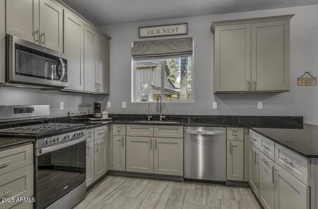 2395 S POLARIS Way, Flagstaff, AZ 86001