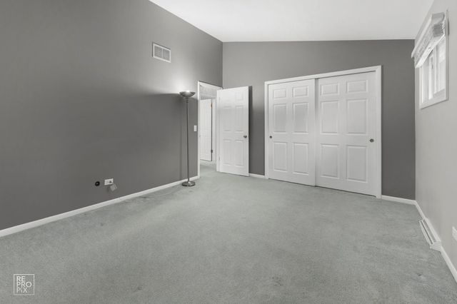 6S575 Bridlespur Drive, Naperville, IL 60540