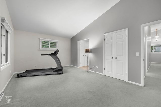 6S575 Bridlespur Drive, Naperville, IL 60540