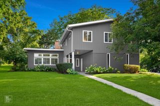 6S575 Bridlespur Drive, Naperville, IL 60540