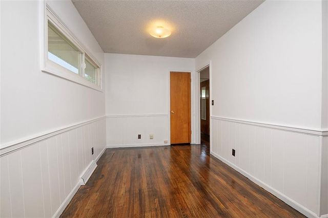 400 Lacy Lane, Belton, MO 64012