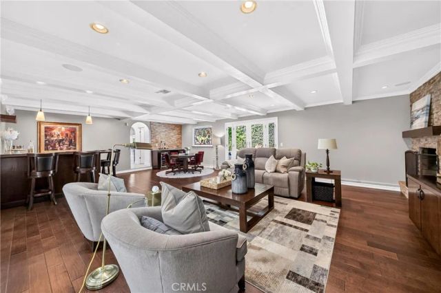 2101 Pioneer Avenue, Fullerton, CA 92831