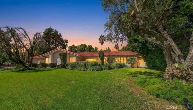 2101 Pioneer Avenue, Fullerton, CA 92831