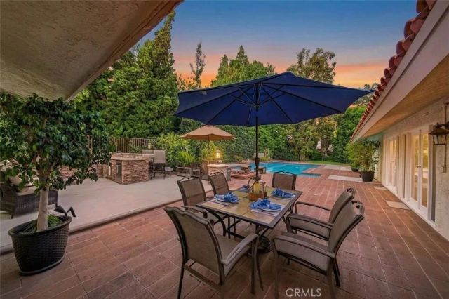 2101 Pioneer Avenue, Fullerton, CA 92831