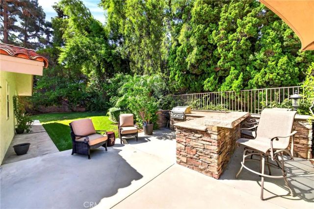 2101 Pioneer Avenue, Fullerton, CA 92831