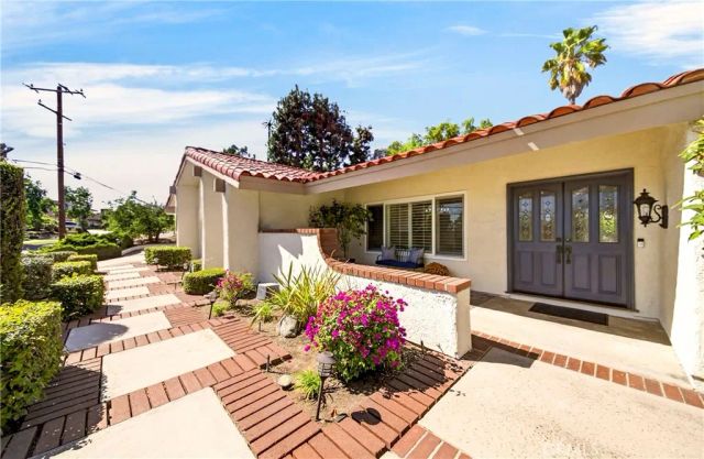 2101 Pioneer Avenue, Fullerton, CA 92831