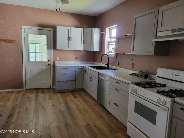 1810 Pool Street, Toledo, OH 43605