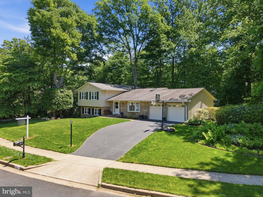 4917 BEXLEY LN, Fairfax, VA 22032