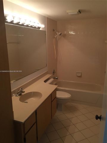 3400 NE 192nd St 2103, Aventura, FL 33180