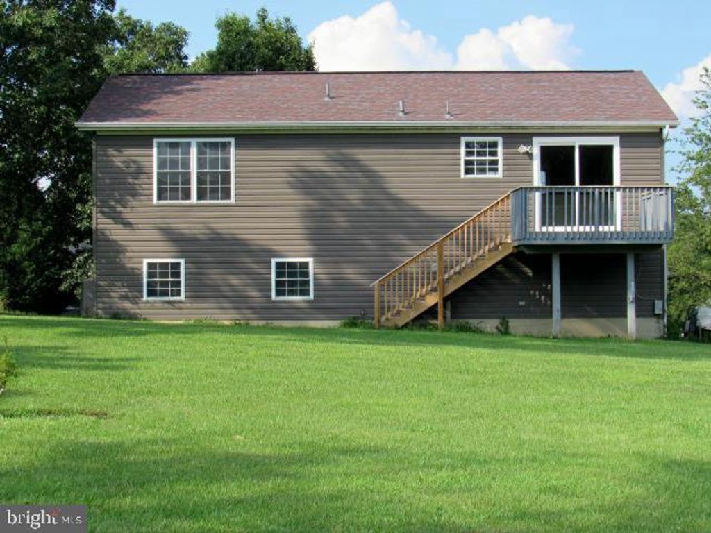 36 FOUNDERS CT, Martinsburg, WV 25405
