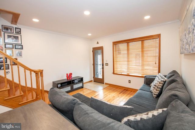 2650 S HICKS ST, Philadelphia, PA 19145